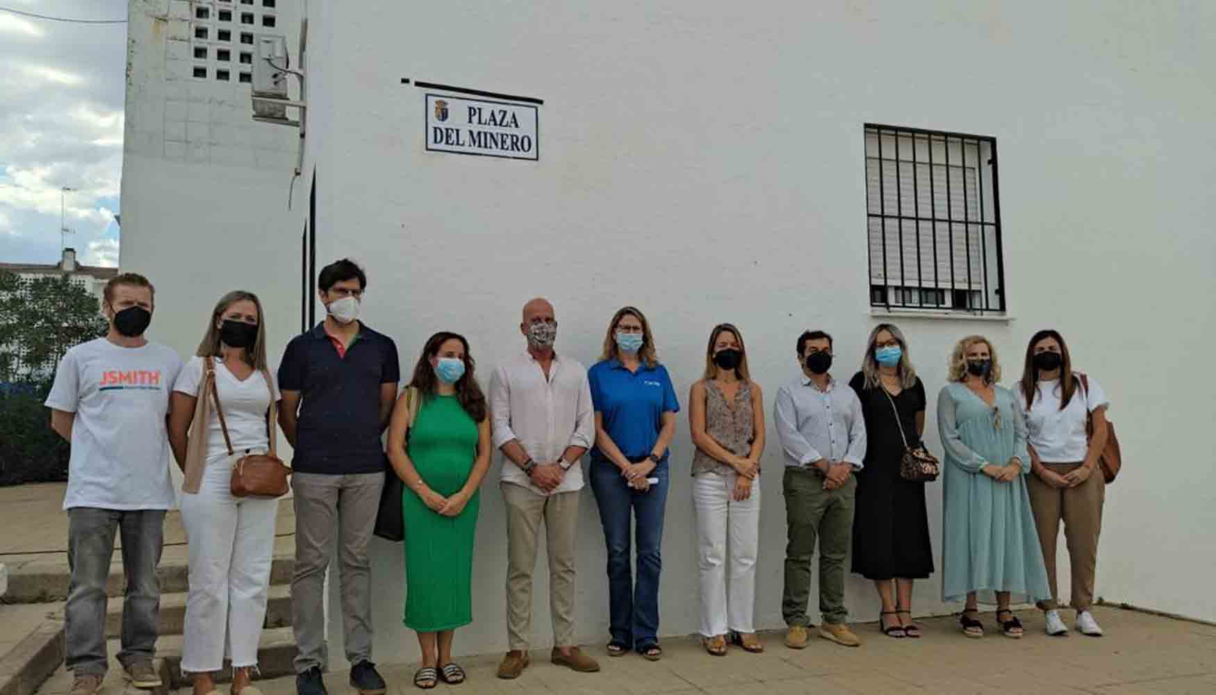 Acto de inauguracin de la Plaza del Minero