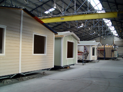 ABS practica con innovadores sistemas de ahorro de energa aplicados a sus viviendas fabricadas de madera