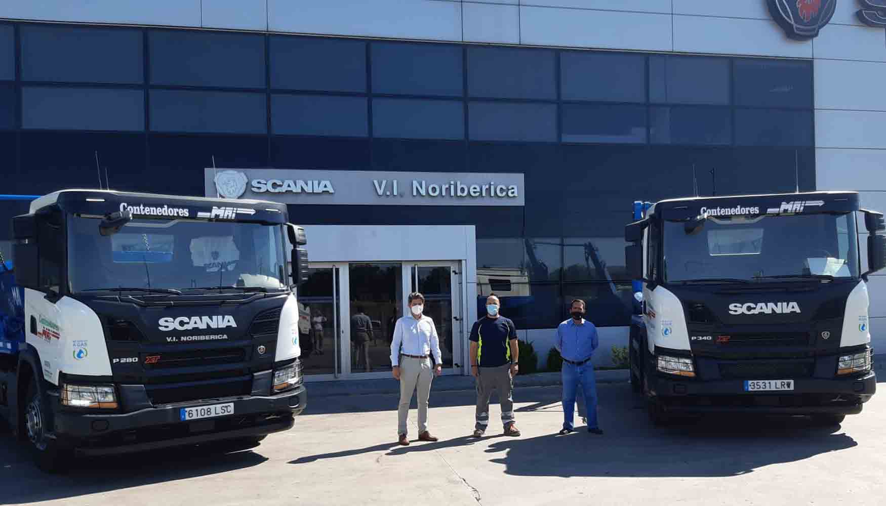 Acto de entrega a Contenedores MAI de los dos vehculos Scania propulsados por GNC