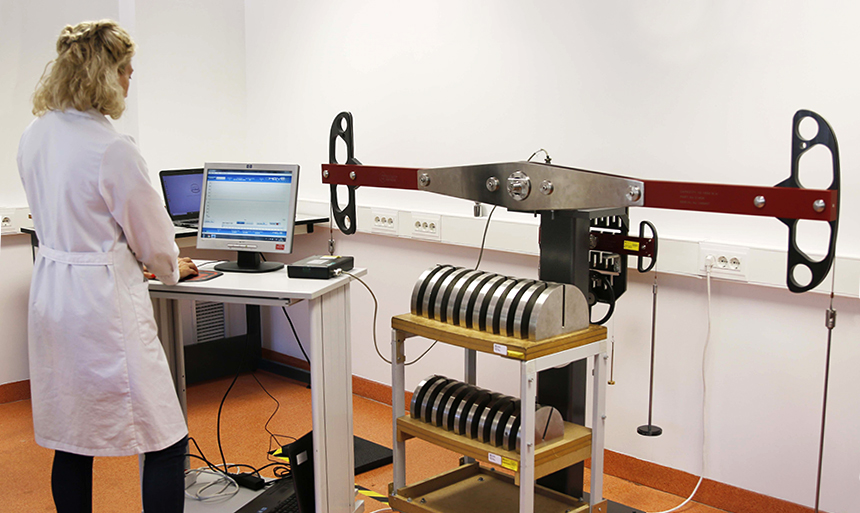 A aquisio de trs braos de calibrao oferece ao ISQ uma nova capacidade para calibrar transdutores de torque de 0,01 Nm at 1.500 Nm...
