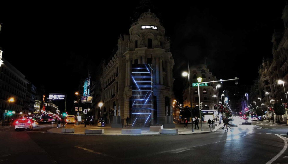 Metamorph-portal. Otu Cinema. Edificio Metrpolis