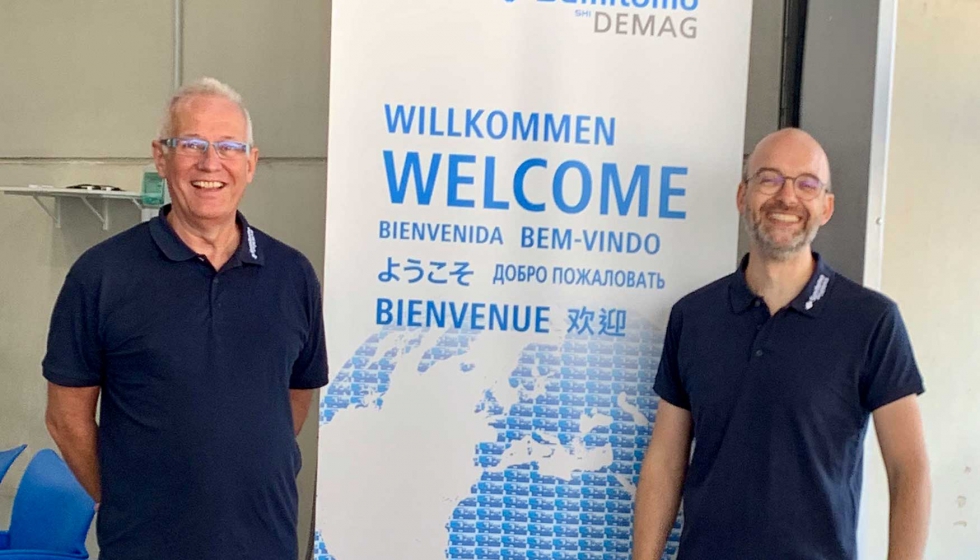 Gerd Liebig, CEO y director general del consejo de administracin del grupo Sumitomo (SHI) Demag Plastics Machinery, y Thorsten Thmen...