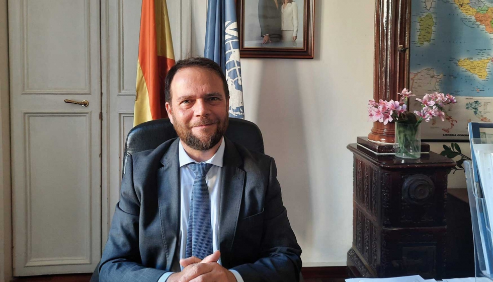 Gabriel Ferrero, elegido para un mandato de dos aos, era hasta ahora embajador de Espaa en Misin Especial para la Seguridad Alimentaria...