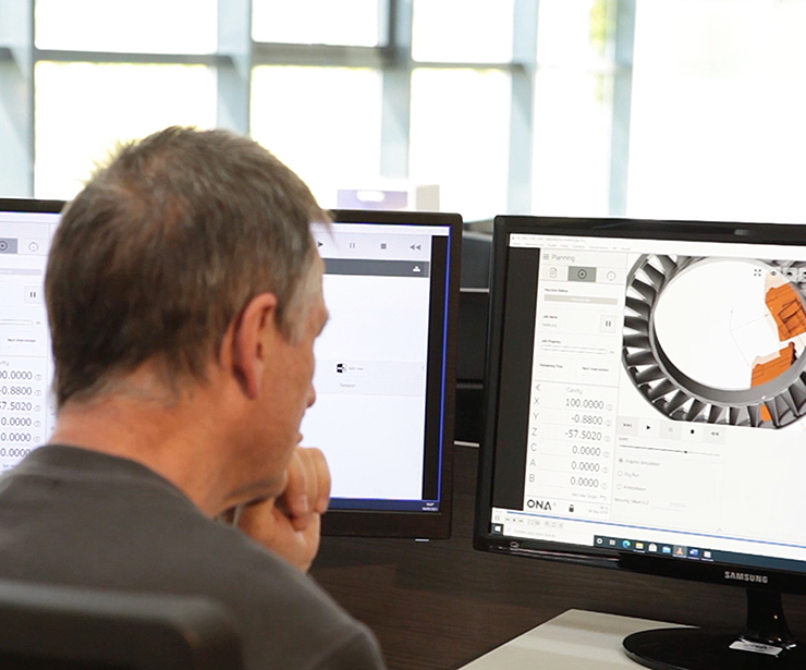 Com o Smart IRIS Desktop, poder usar o simulador do CNC no seu computador