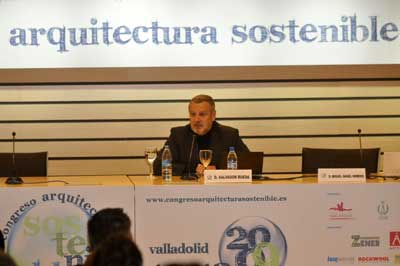 Salvador Rueda, director de la Agencia de Ecologa Urbana de Barcelona, durante su ponencia