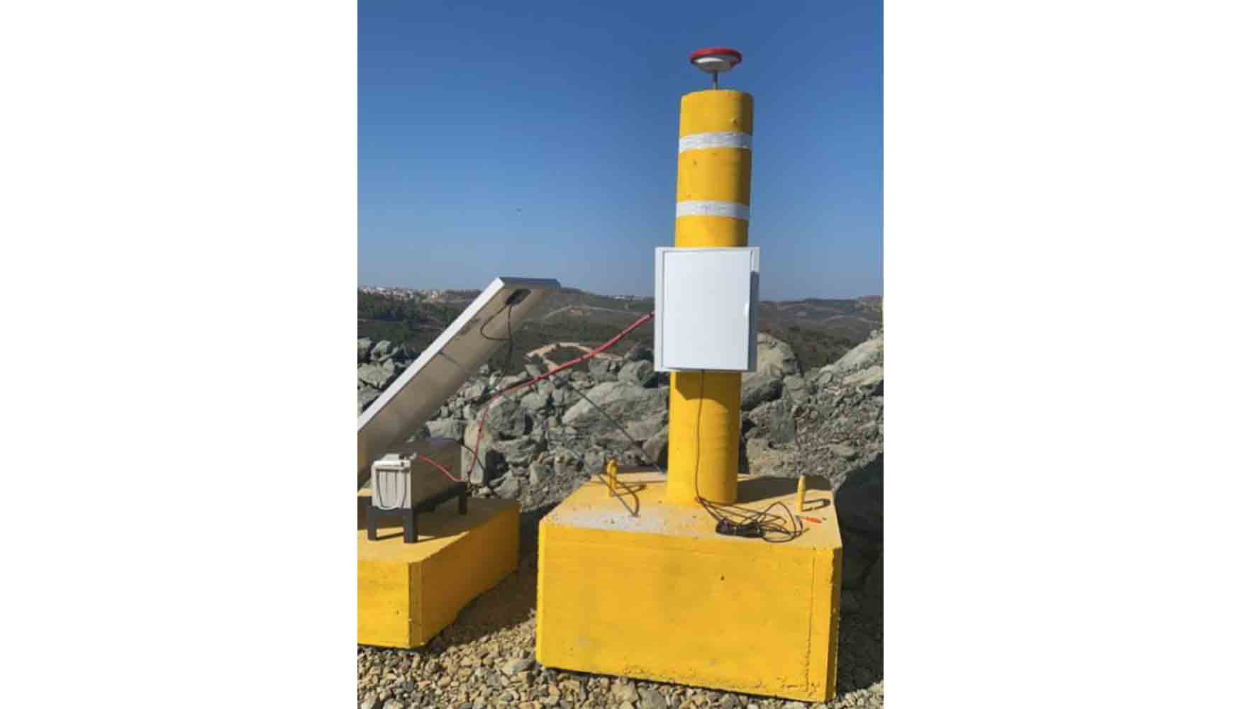 Figura 4. Estacin GNSS autnoma de la mina de Riotinto