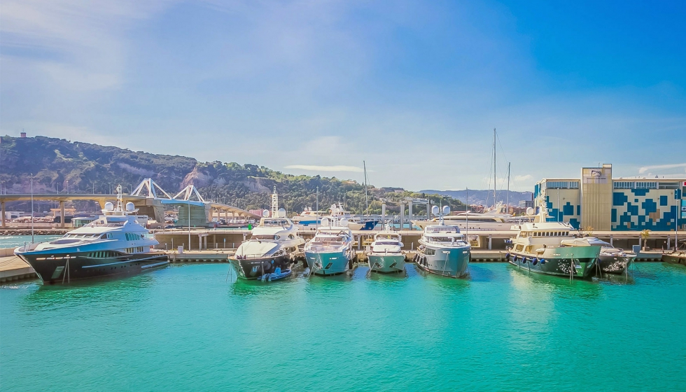 Las instalaciones de Marina ofrecen estaci�n de servicio y seguridad 24 horas