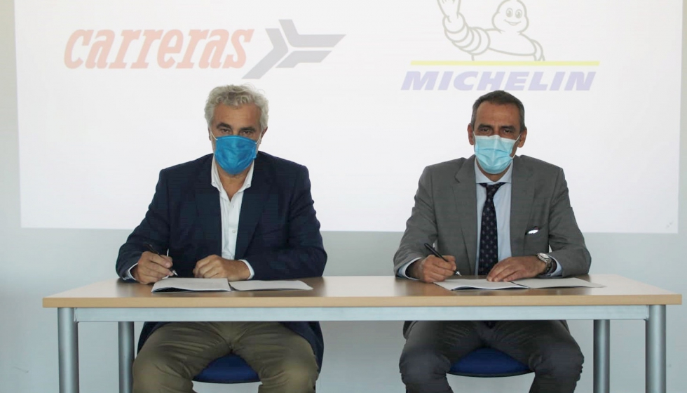 Fernando Carreras, consejero delegado de Carreras Grupo Logstico (izquierda), junto a Jorge Prego, director de Michelin SES...