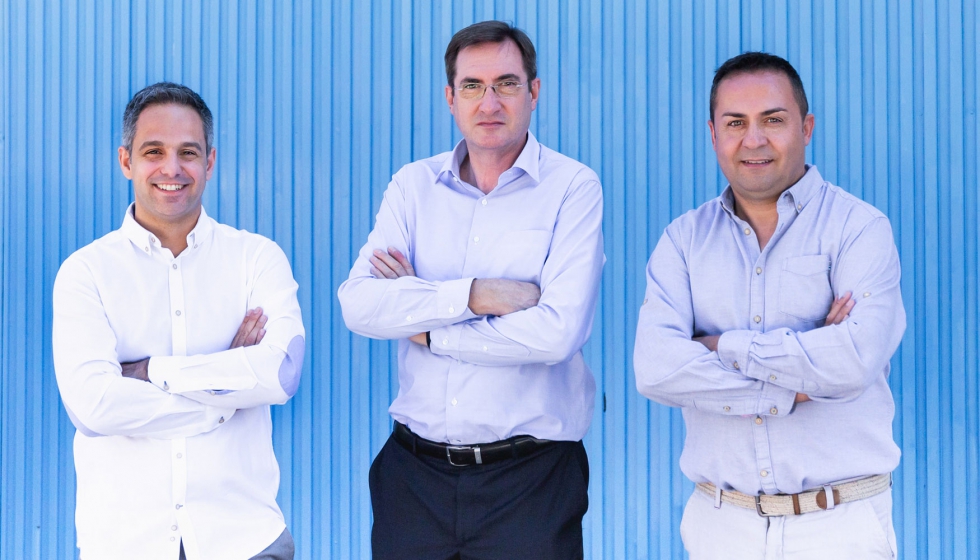 De izq. a dcha.: Manuel Garca, Pablo Parejo y Jos Manuel Costa, el equipo directivo de Serviaire