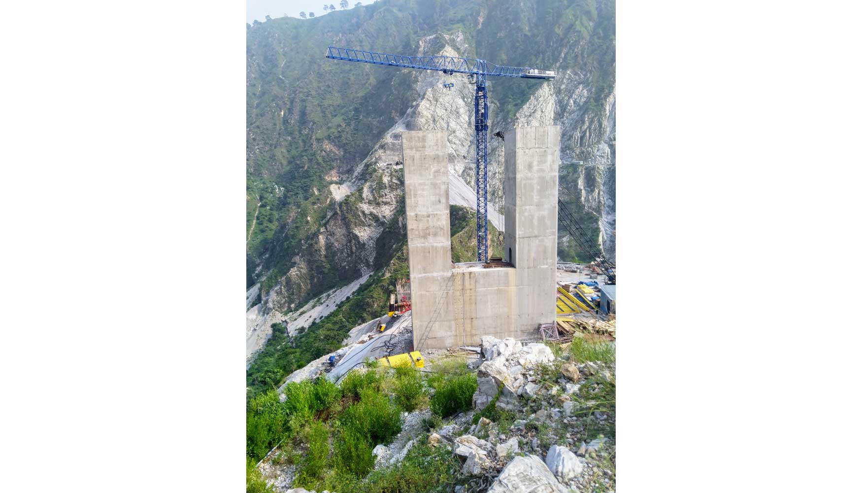 El puente Anji Khad es un proyecto histrico del ferrocarril indio y es considerado una maravilla de la ingeniera debido a las dificultades que...