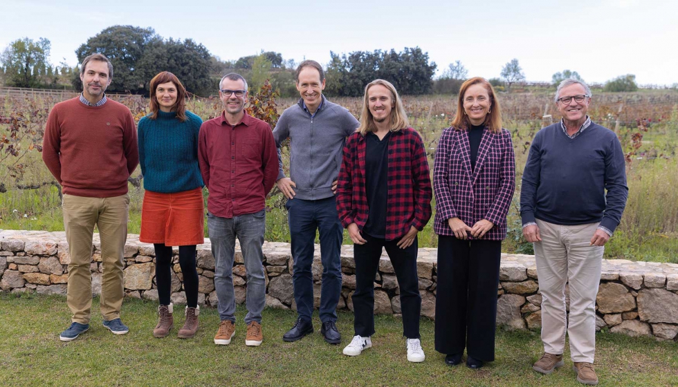 La Asociacin de Viticultura Regenerativa la han constituido los bodegueros y viticultores Familia Torres, Clos Mogador...