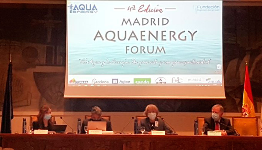 Integrantes de la mesa redonda celebrada durante la 4  edicin de Madrid Aquaenergy Frum