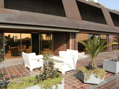 Las nuevas oficinas de Grupo Alcaraz cuentan con 550 m� de terraza con vistas a toda Barcelona