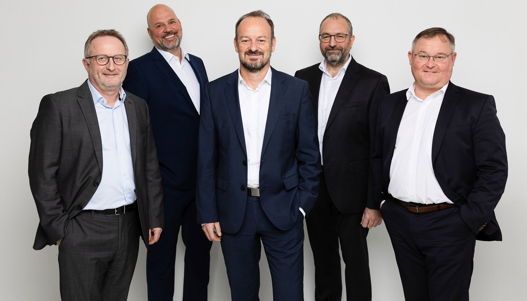 De izquierda a derecha: Gerhard Edi CSO; Daniel Jrgens CFO; Dirk Haft CEO; Konrad Garhammer CTO y Thomas Schultze COO de congatec...