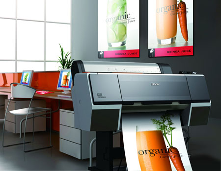 New large format Epson Stylus Pro 7700 printer