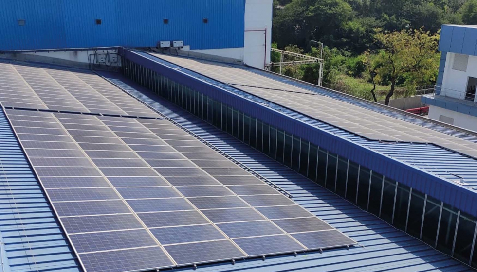 Paneles solares en Seco Tools Pune India