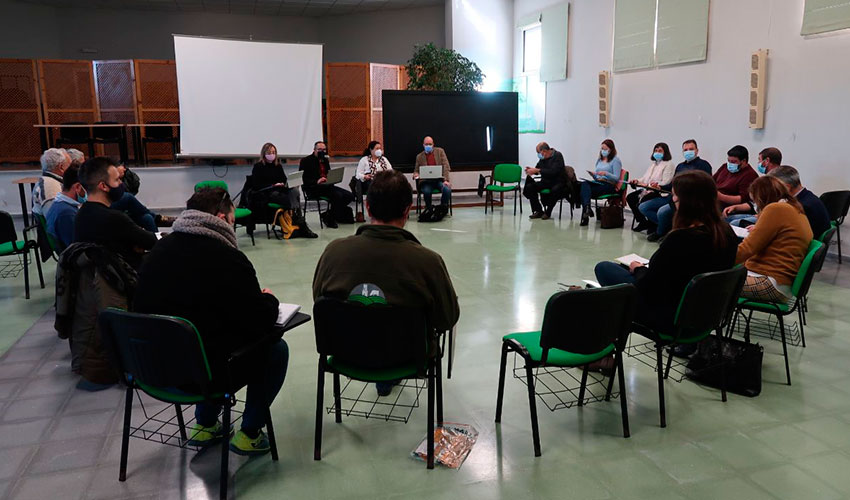 Primera reunin de la Mesa de la Leche de Menorca