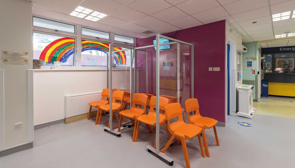 En el Hospital Infantil de Sheffield Childrensse ha empleado el pavimento Altro Cantata y los revestimientos higinicos de paredes Altro Whiterock...