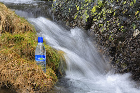 Fuentes de Lebanza es un agua especial, equilibrada y de baja mineralizacin y sodio, que sirve para todas las edades...