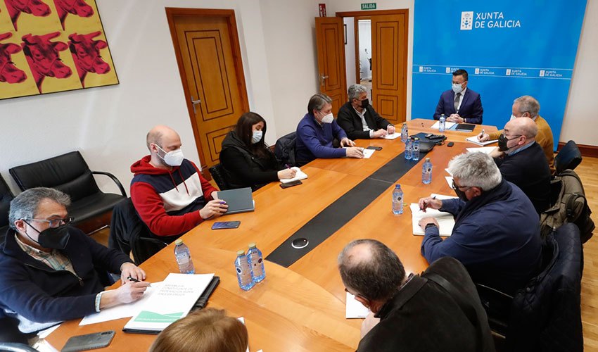 Reunin del conselleiro Jos Gonzlez con representantes de organizaciones profesionales agrarias, asociaciones y cooperativas...