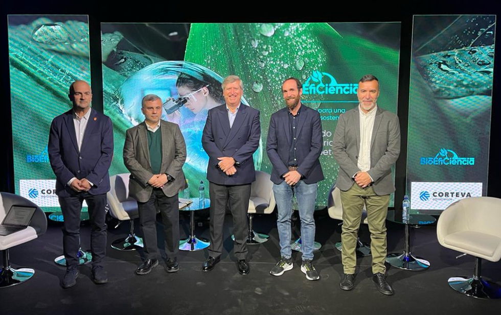Este nuevo ecosistema se ha presentado en un evento virtual desde Sevilla conducido por el reconocido divulgador cientfico y presentador de...