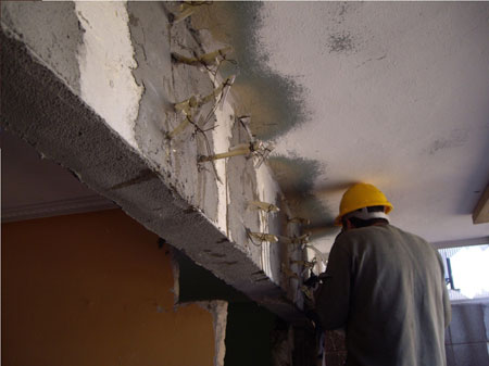 Exposed concrete will present a series of factors of deterioration, and here comes the need for the repair of concrete structures...