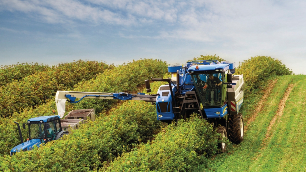 New Holland est presente en varios segmentos de producto, como tractores o vendimiadoras