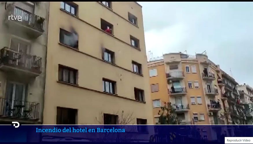 Momento del incendio en el Hotel Coronado de Barcelona. Foto: TVE