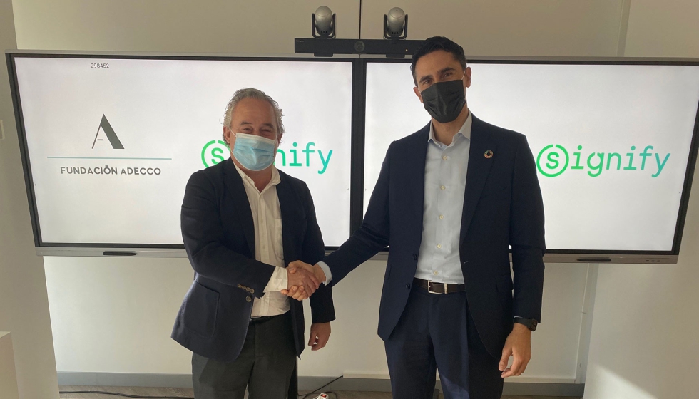 Francisco Mesonero, director general de la Fundaci�n Adecco y Josep M. Mart�nez, presidente y director general de Signify Espa�a y Portugal...