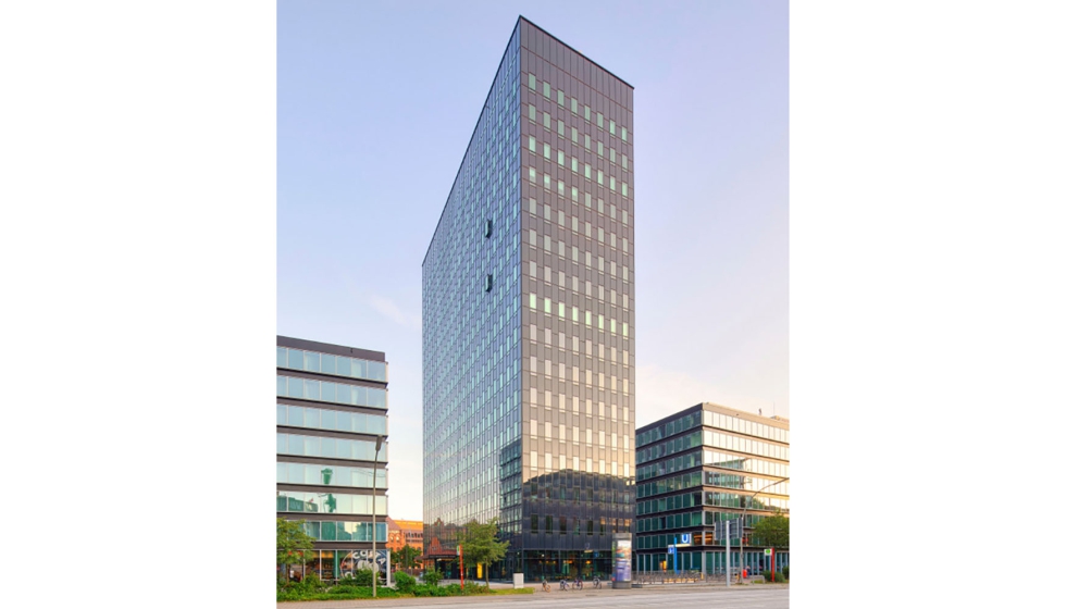AGC ha participado en la renovacin de las fachadas de la Torre Kallmorgen, en Hamburgo, con sus vidrios Ipasol