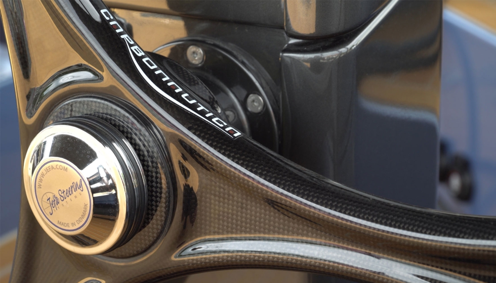 Detalle de uno de los timones