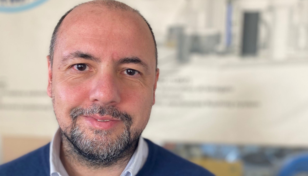 El cofundador y director de Ventas de HP Watermakers, Gianni Zucco