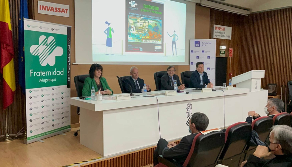 De izquierda a derecha: Natalia Fdez...