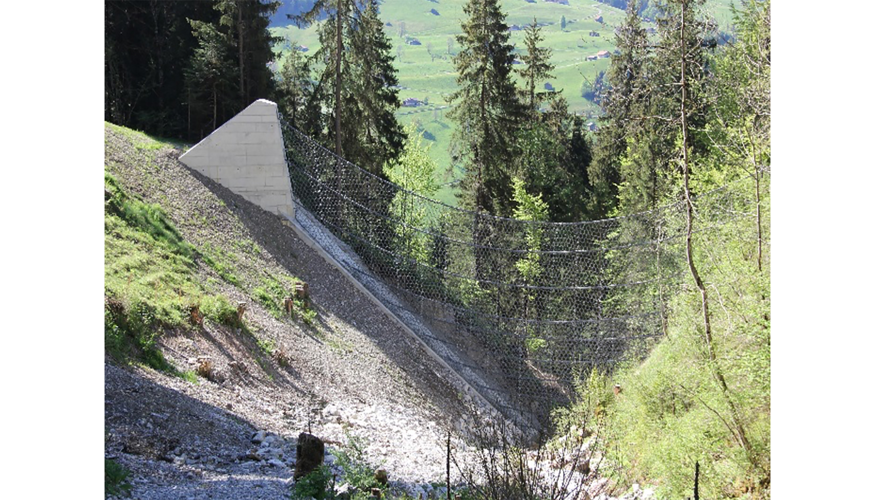 Fig. 21. Solucin especial barrera en Hpach, Suiza