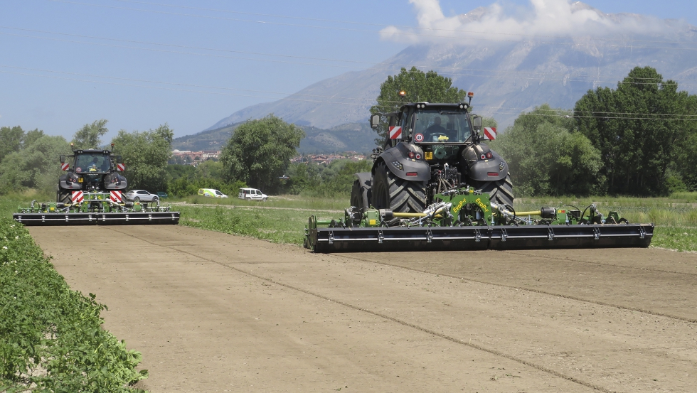 Celli produce actualmente ms que 4.500 mquinas al ao, todas en su fbrica italiana