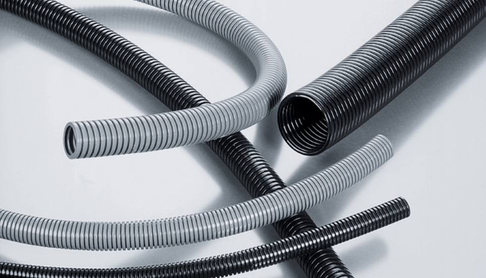 Los tubos corrugados de polmeros son una forma sencilla y econmica de guiar los cables en el robot. Foto: Igus GmbH...