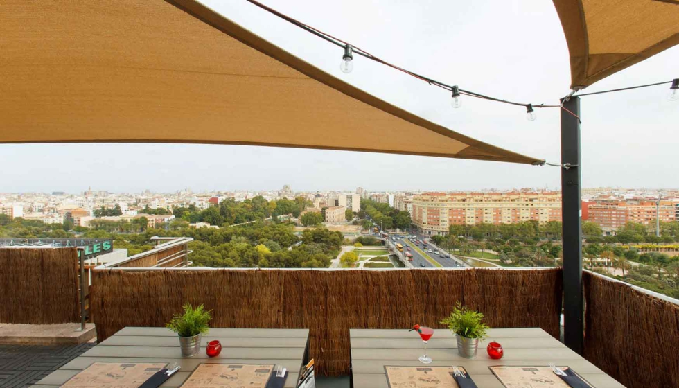 Velas Gale Pacific en la terraza del Hotel Princesa Sofa, en Barcelona