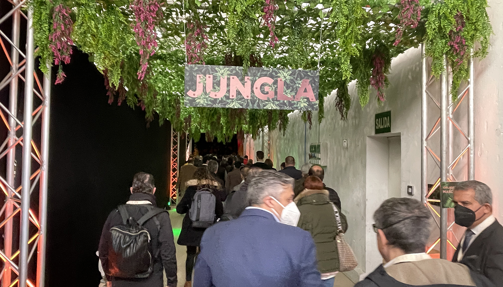 Entrada a la 'jungla' (zona de auditorio donde se llevaron a cabo las presentaciones)