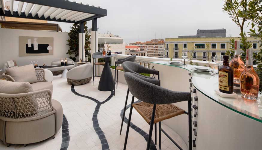 Magnfica terraza de Proyecto 15, para Casa Decor 2022. Foto: Luis Hevia