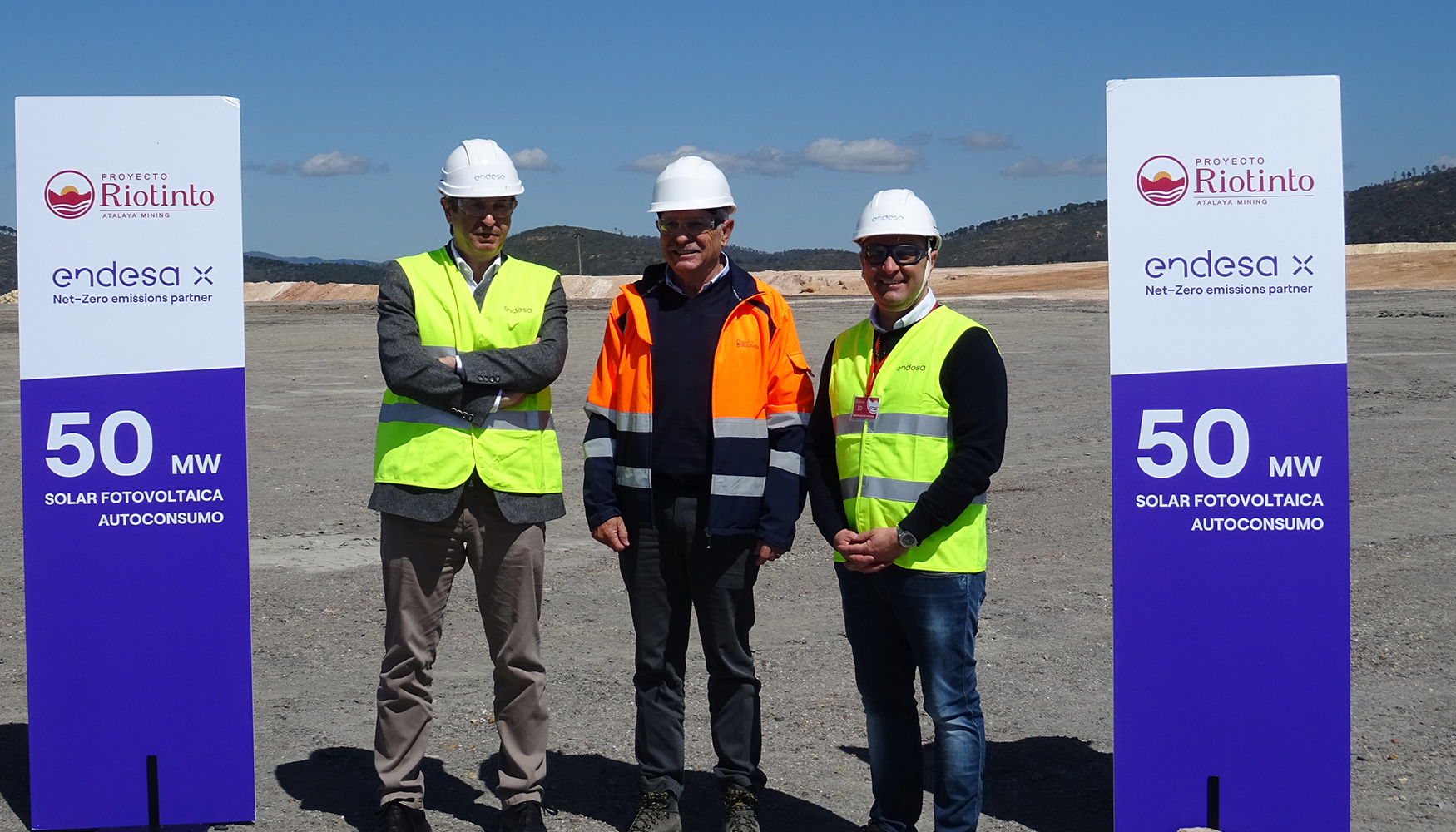 El director general de Endesa en Andaluca, Extremadura, Ceuta y Melilla, Rafael Snchez Durn junto al director general de Atalaya Mining...