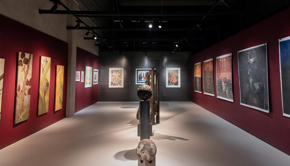 El showroom se encuentra en Vic (Barcelona) y cuenta con 35 proyectores Atom de LEDS C4