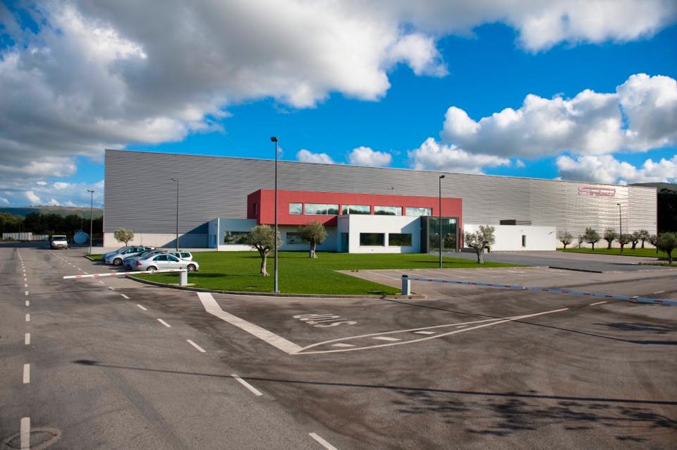 Fbrica da Sirplaste em Porto de ms