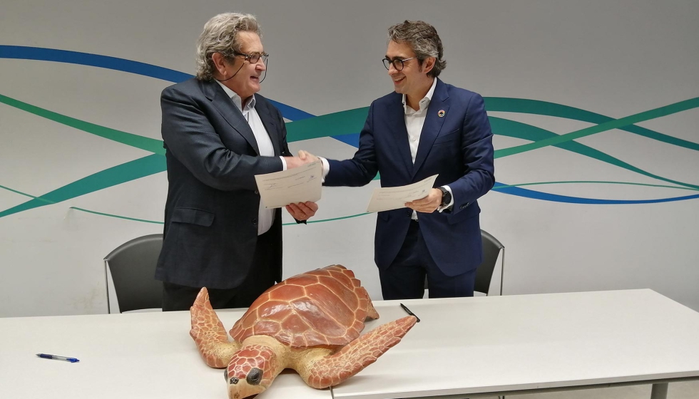 Jos� Luis Pal, presidente de la Fundaci�n CRAM (izquierda), y Guillermo Belcastro, CEO de Best, en el momento de la firma...