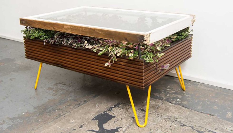 Las mesas de Hackney Botanical conjugan a la perfeccin la adaptacin de la vegetacin al mobiliario interior que, a su vez, apuesta por el reciclaje...
