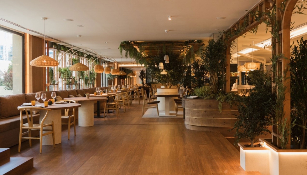 La durabilidad y sostenibilidad del bamb de Moso han sido determinantes para apostar por l en el restaurante saludable Belbo Terrenal de Hotel...