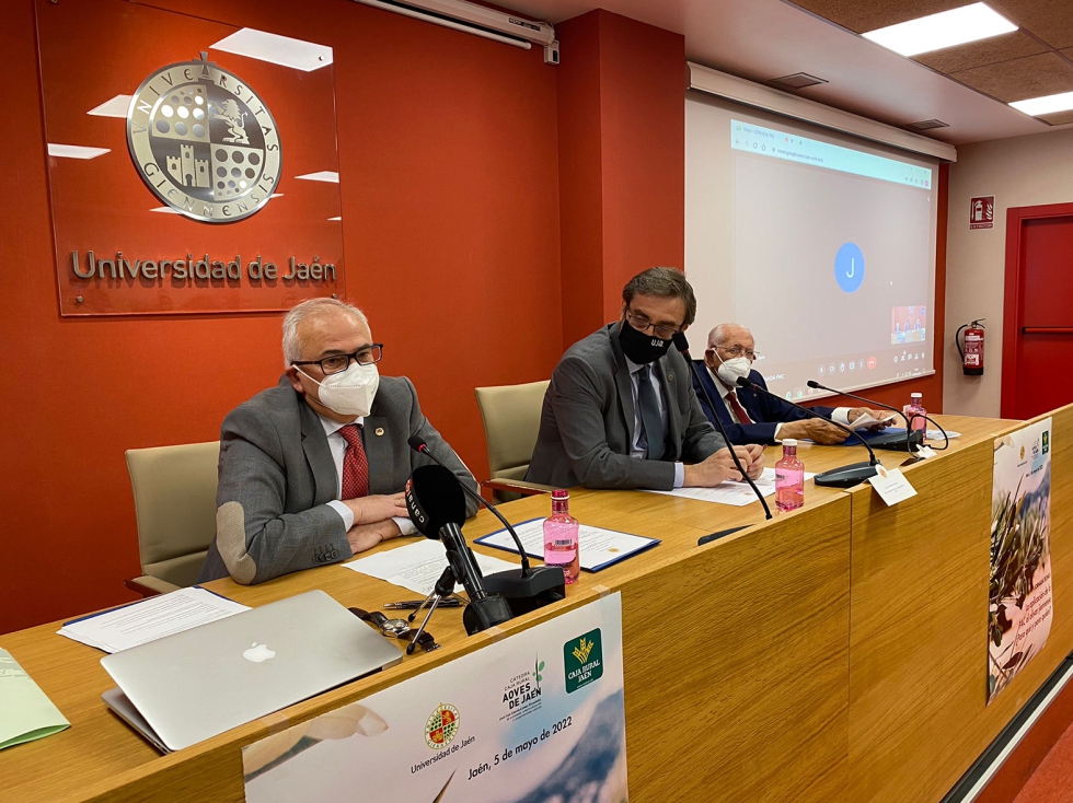 Manuel Parras, Juan Gmez y Jos Luis Garca-Lomas, en la inauguracin de la jornada