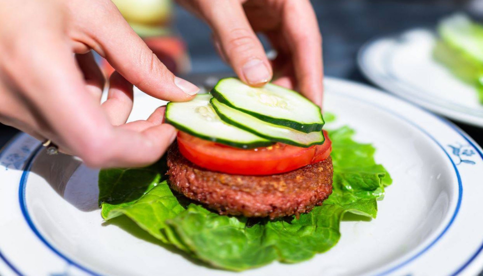 Existen ya varias alternativas a la carne animal como esta hamburguesa vegetal Existen ya varias alternativas a la carne animal como esta hamburguesa vegetal