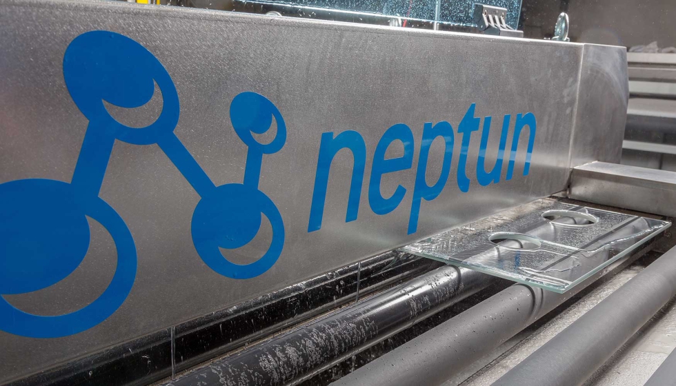 La lavadora horizontal Tornado HP de Neptun ofrece un lavado preciso y rpido...