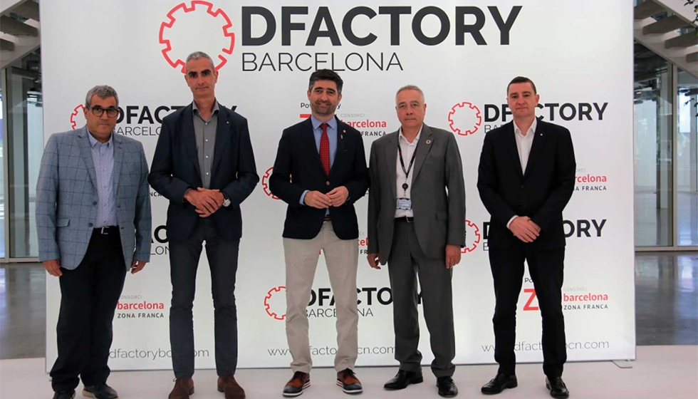 De izq. a dcha.: Xavier Mil, David Ferrer, Jordi Puigner, Pere Navarro y Dani Marco durante su visita al DFactory