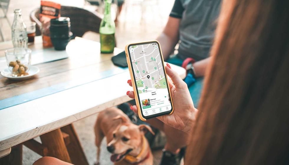 Queramos crear una aplicacin para que los dueos de perros pudieran encontrar fcilmente alojamientos, restaurantes, bares, tiendas, parques...